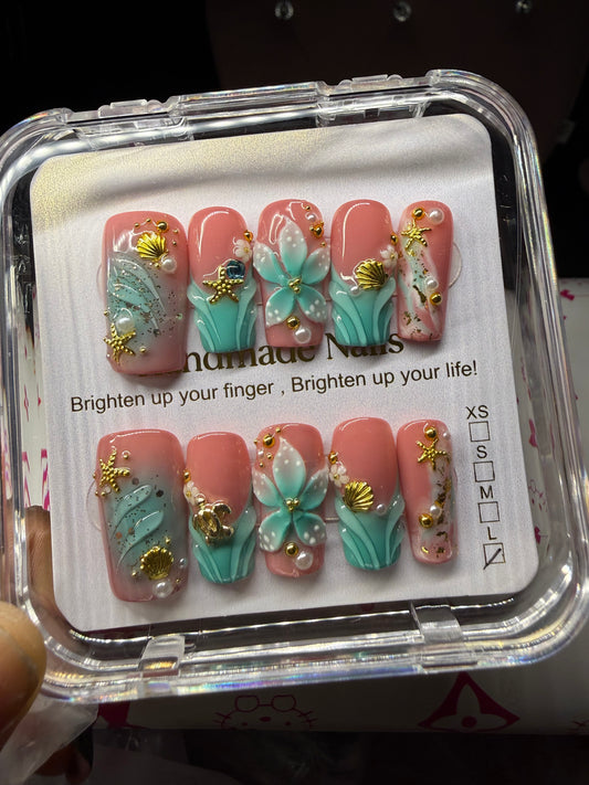 Blue Island Girl 🌸